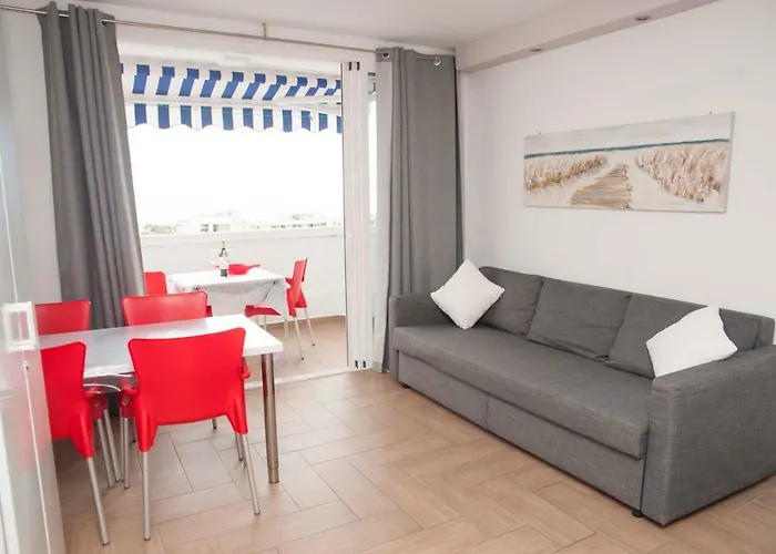 Playa Honda Apartment